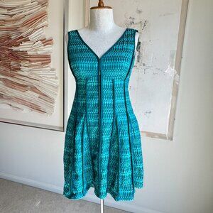 Nanette Lepore Panel Fit & Flare Dress with Embroidery Teal V-Neck Sz 0  - G1922